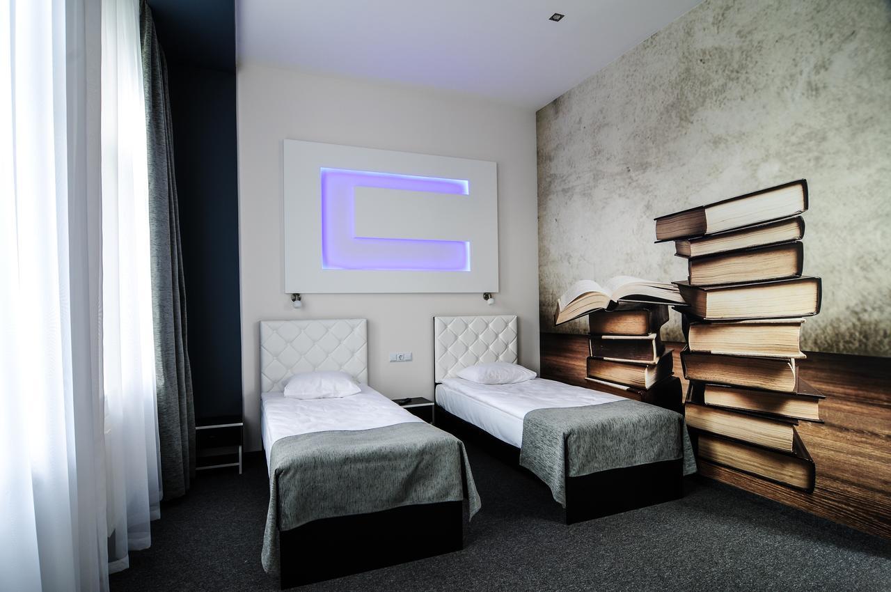 HomeLike Hotel Daugavpils Buitenkant foto