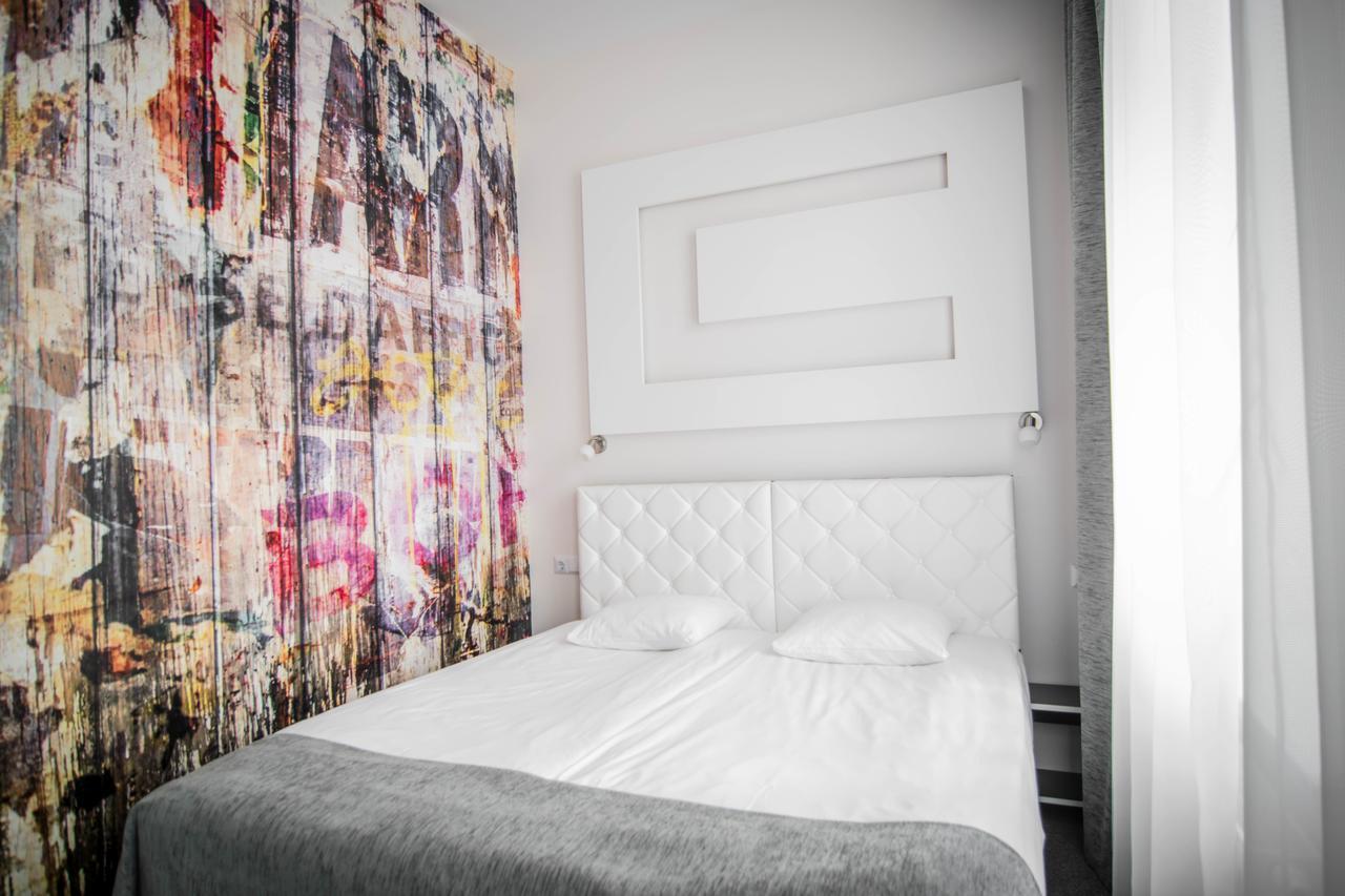 HomeLike Hotel Daugavpils Buitenkant foto